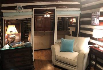 Vacation House for 8 Guests in Emerald Coast, Florida Panhandle, Picture 4