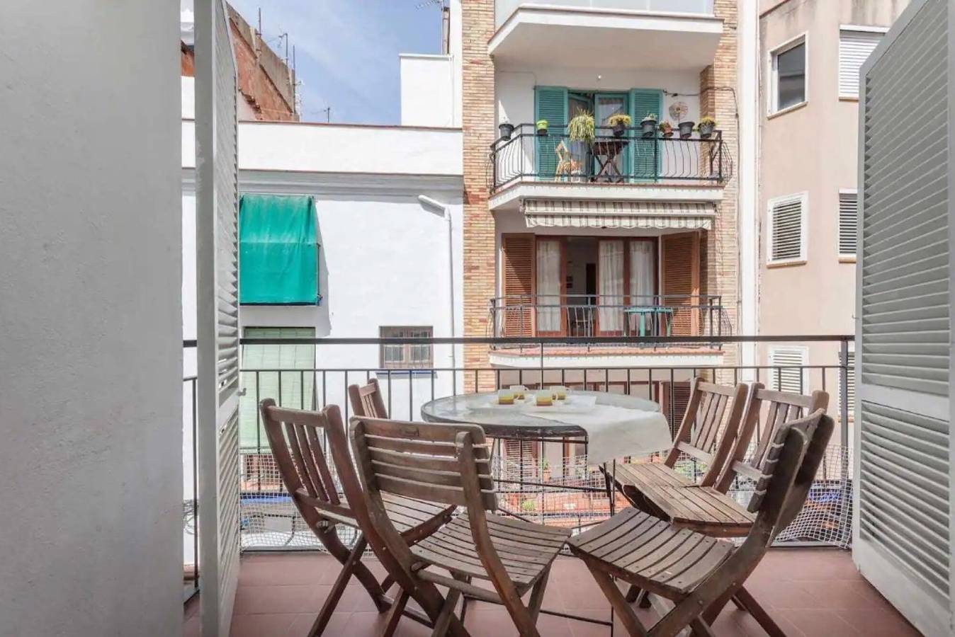 Apartamento entero, Apartamento Maribeach2 Sitges que admite mascotas, con aire acondicionado y Wi-Fi in Sitges, Garraf