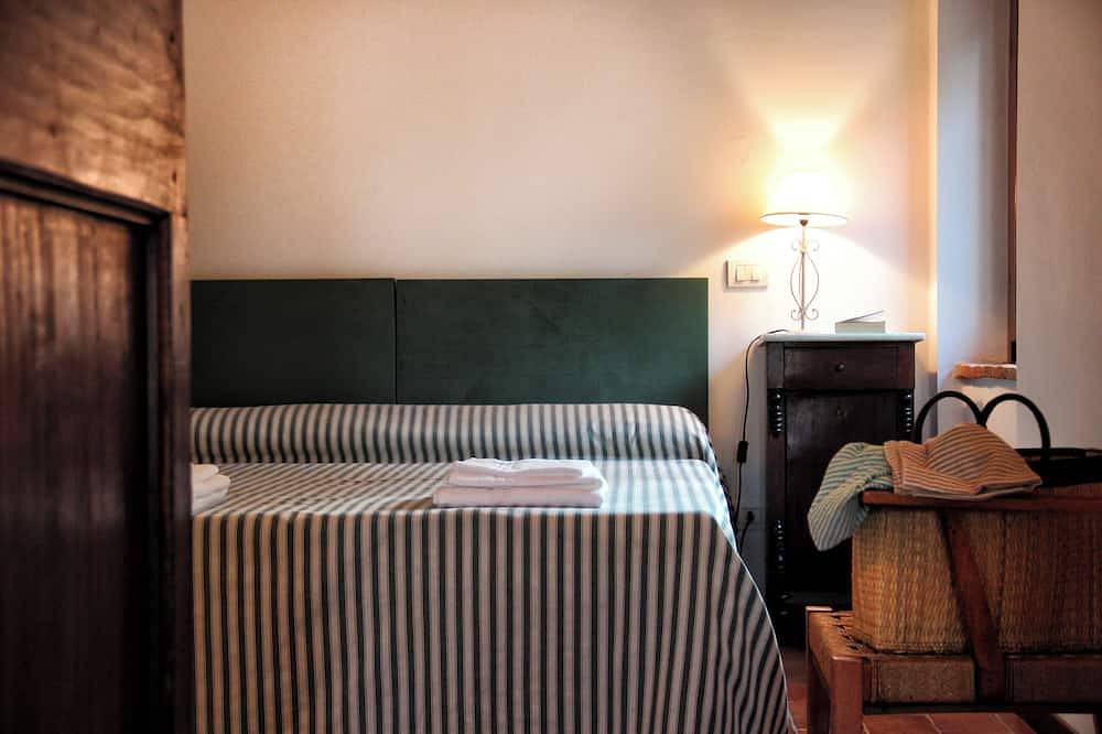 Cozy cottage on wine farm in Macerata, Provincia de Macerata
