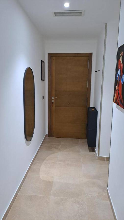 Appartement de vacances pour 5 personnes, avec jardin et piscine ainsi que vue et terrasse