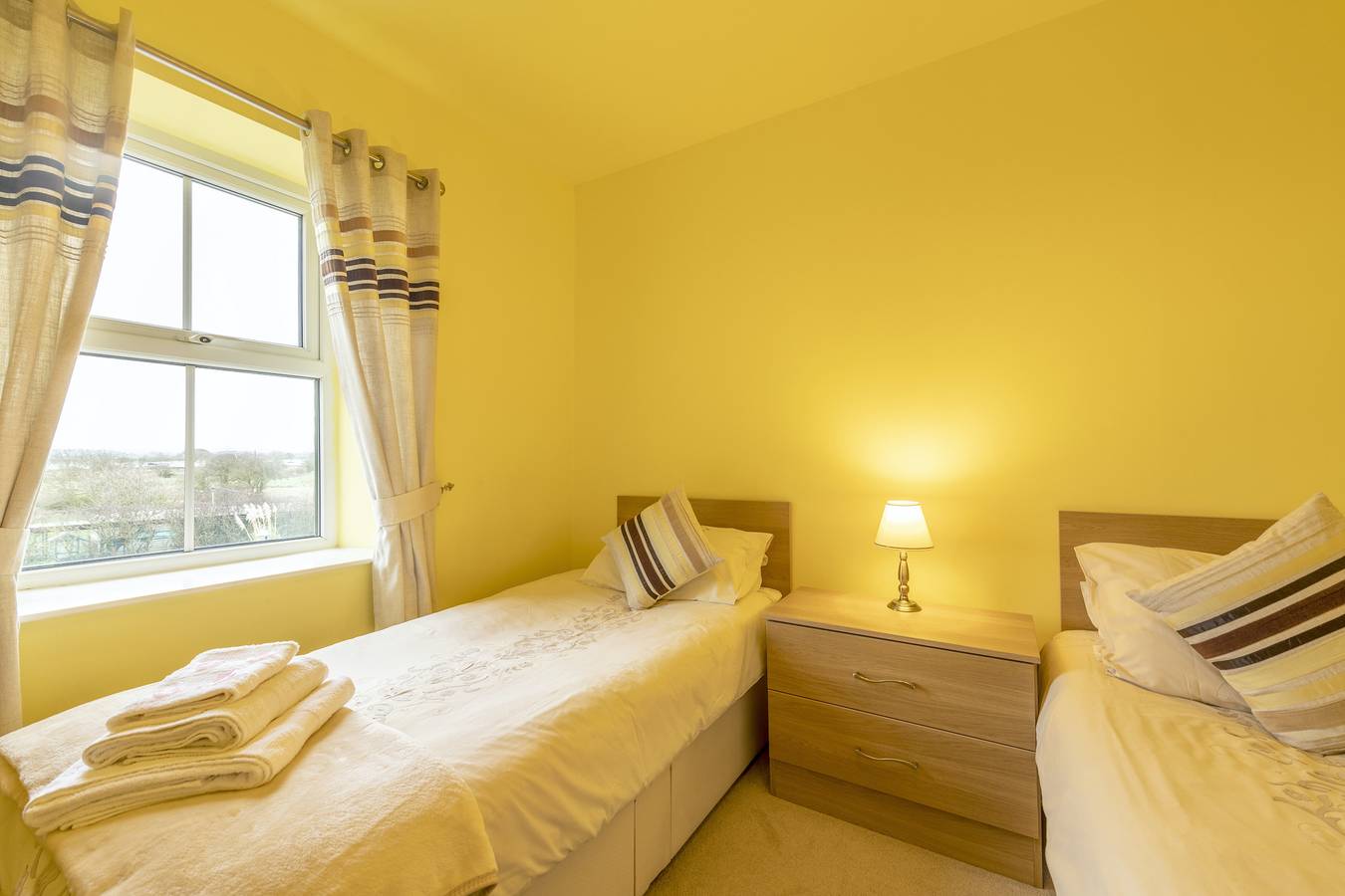 Cottage - Sleeps 5 - Hot Tub - Garden - Parking in Lancashire