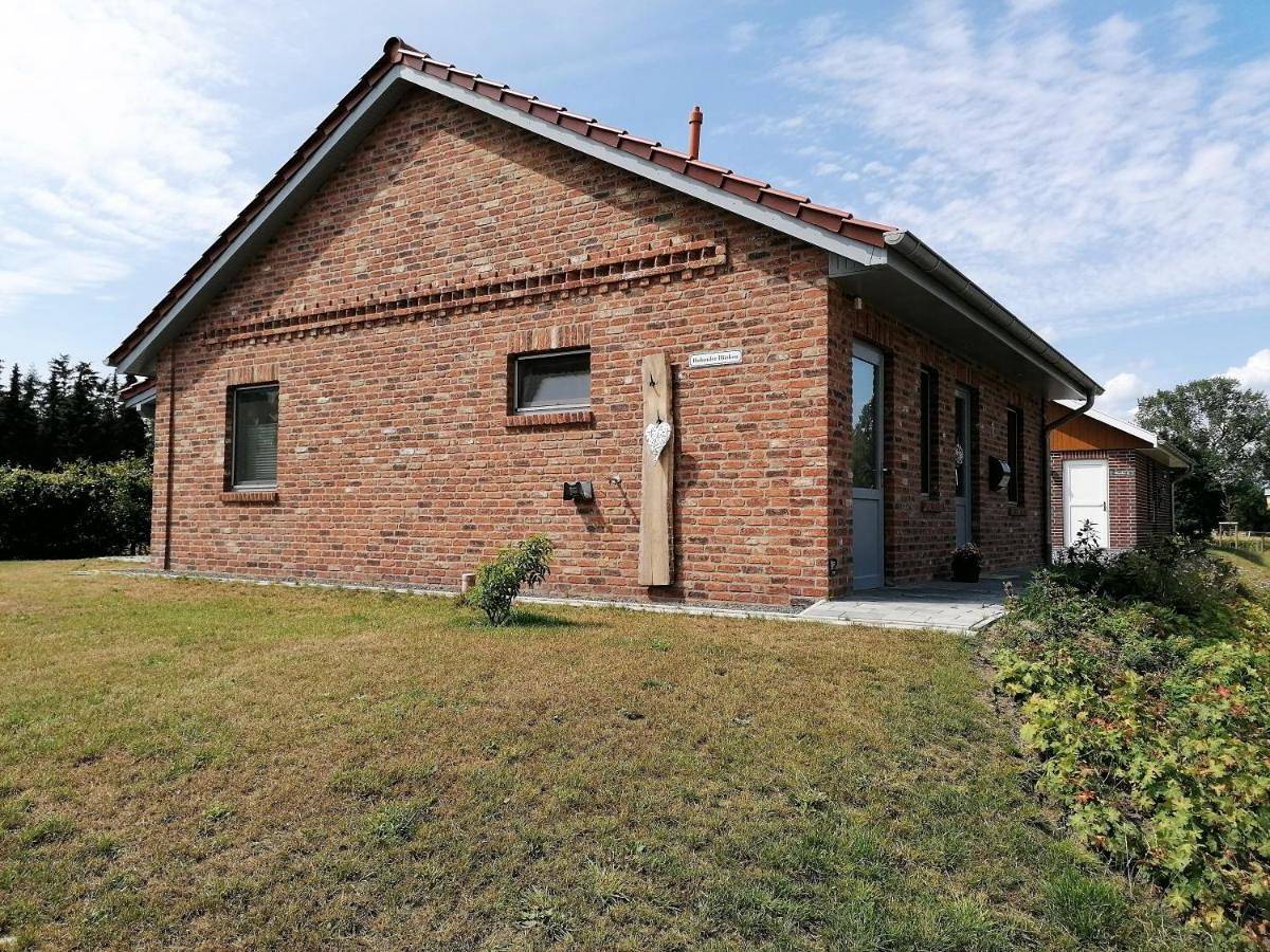 Holiday Home in Schloss Dankern, Oberlangen
