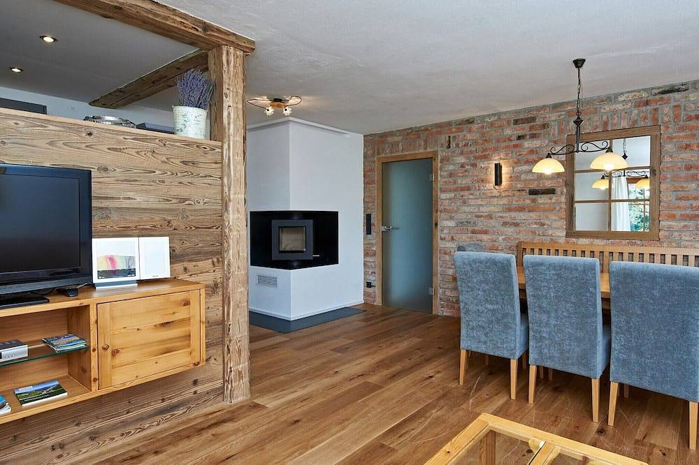 Apartamento inteiro, Apartamento 5 estrelas com varanda virada para o leste para 2 a 4 pessoas in Amerang, Rosenheim (distrito)