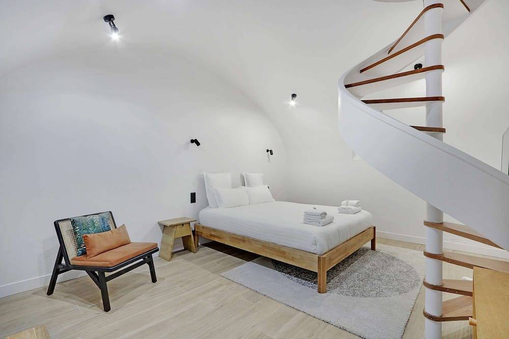 Entire apartment, A-C Apartment 2Bdr-4P Neuilly Sur Seine in Neuilly-sur-Seine, Hauts-de-Seine