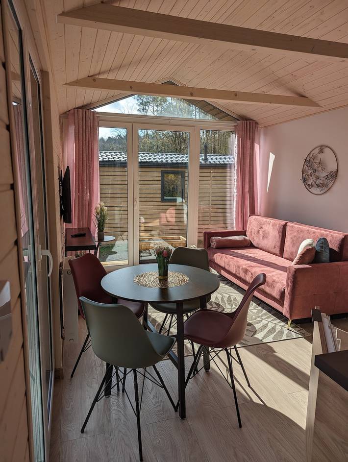 Ferienhaus für 4 Personen, mit Terrasse und Kinderpool in Stuer