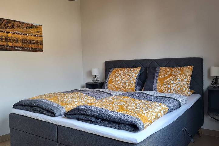 Ferienwohnung für 6 Personen, mit Terrasse in Pünderich - 2