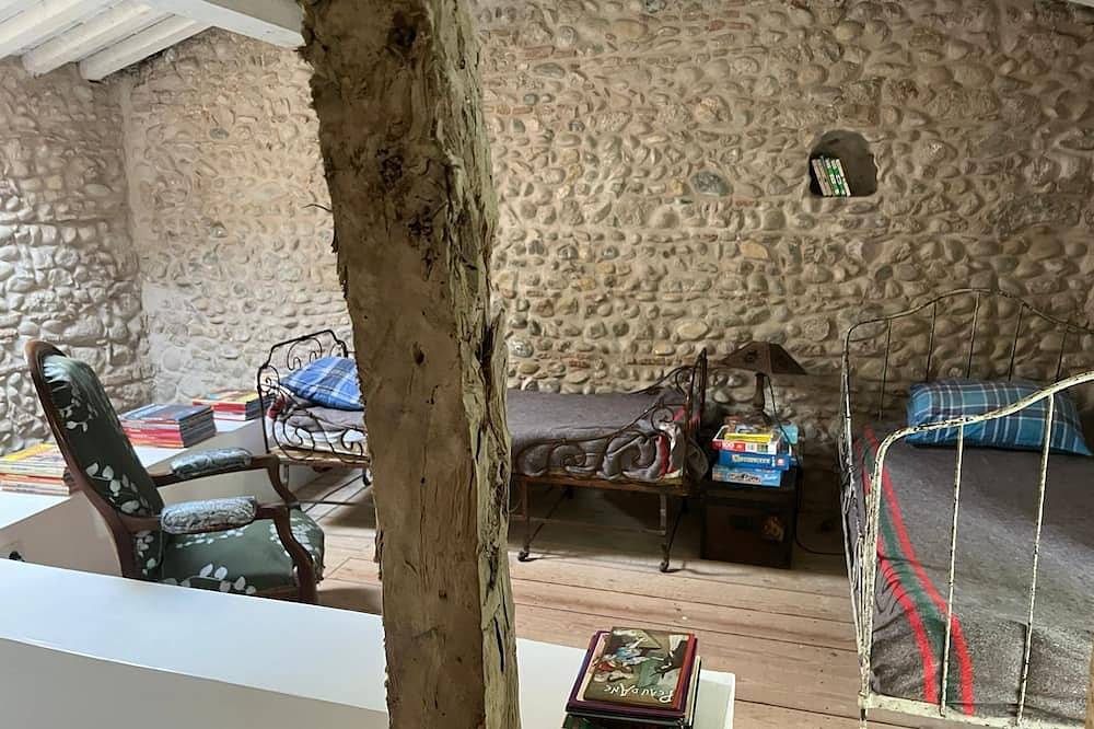 Fraicheur En Surplomb D'Une Riviere, Petite Bastide Cathare  ,Wifi Haut Debit in Pieusse, Région de Limoux