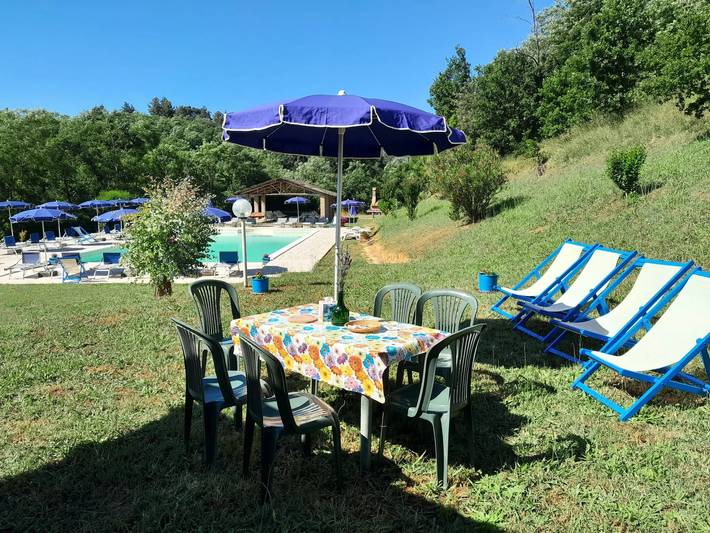 Ferienwohnung für 8 Personen, mit Terrasse und Pool
