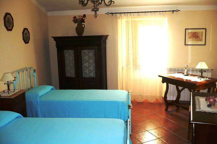 Haus in Macerino in den grünen umbrischen Hügeln in Acquasparta, Perugia Provinz