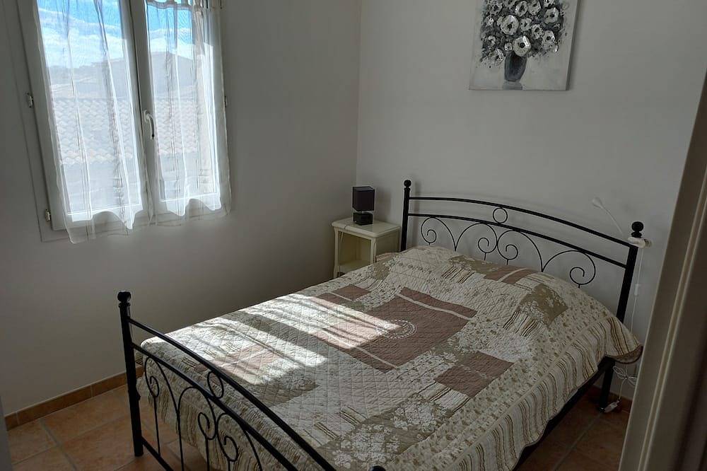 Casa tranquila con terraza cerca de Aviñón, parque Spirou / Splashword ... in L'Isle-sur-la-Sorgue, Vaucluse