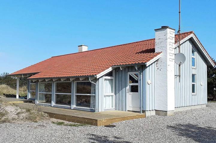Ferienhaus für 12 Personen, mit Sauna und Pool sowie Whirlpool und Terrasse, mit Haustier in Klitmøller