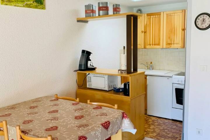 Gîte pour 6 personnes, avec balcon à Enchastrayes - 3