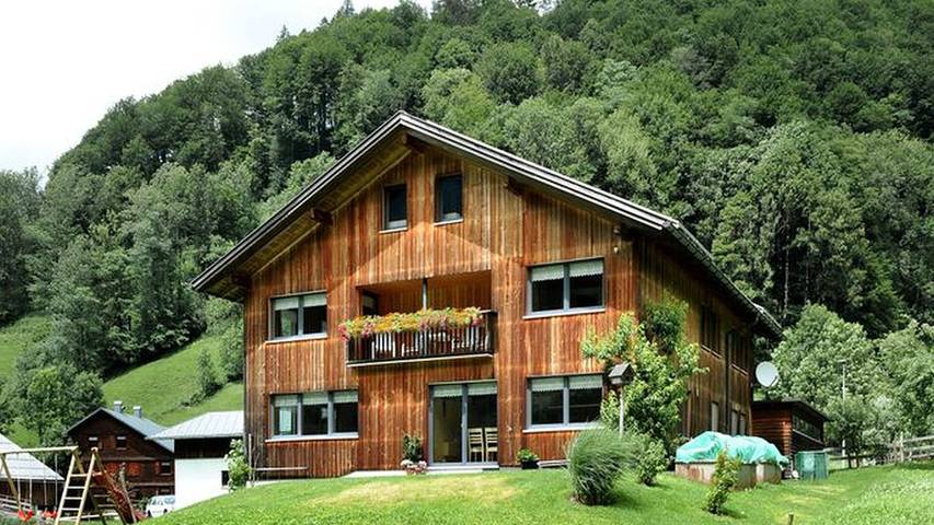 Vakantiewoning voor 3 personen, met uitzicht, kindvriendelijk in Schoppernau