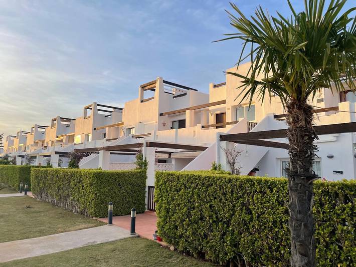 Appartement de vacances pour 4 personnes, avec balcon et piscine, adapté aux familles - 1