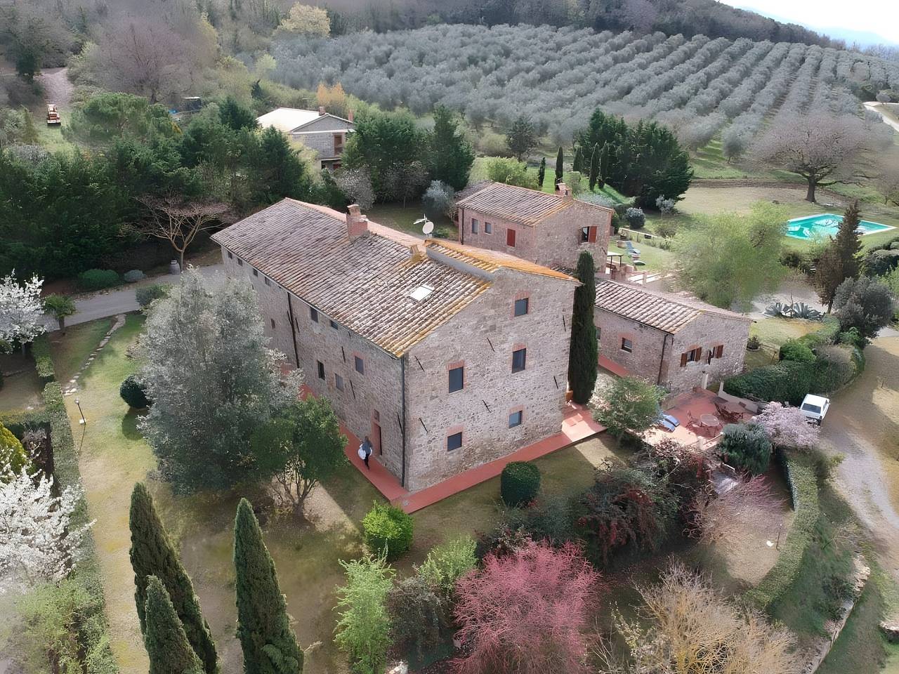 Ganze Wohnung, Apartment „Podere Il Tigliolo Sulla“ mit Gemeinschaftspool, privater Terrasse und Wlan in Castiglione d'Orcia und Umgebung, Orciatal