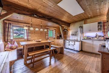 Ferienhaus für 9 Personen in Kaltenbach, Ski-Optimal Hochzillertal, Bild 3