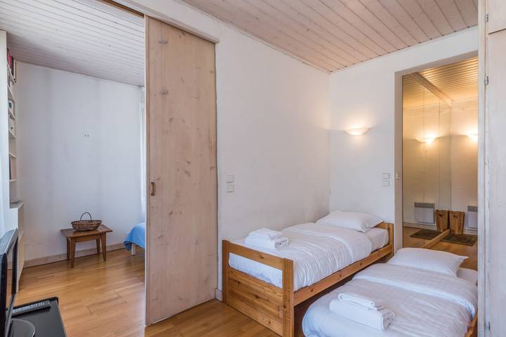 Gîte pour 4 personnes, avec balcon, animaux acceptés dans Office De Tourisme De Chamonix - 4