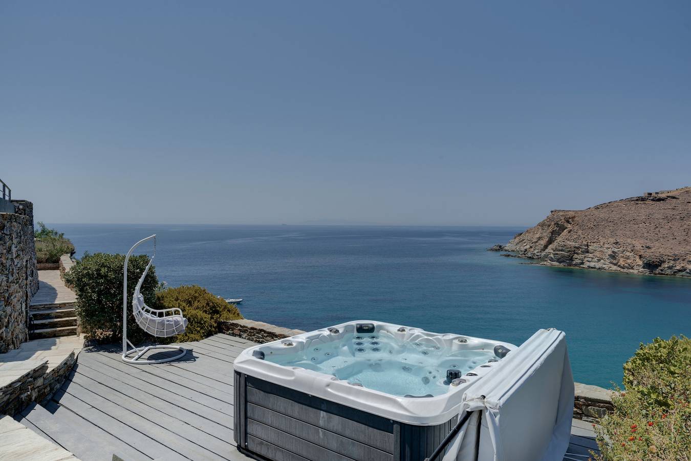 Ferienwohnung 'Blueros - Sand Suite' mit Meerblick, Wlan und Klimaanlage in Poseidonia, Syros