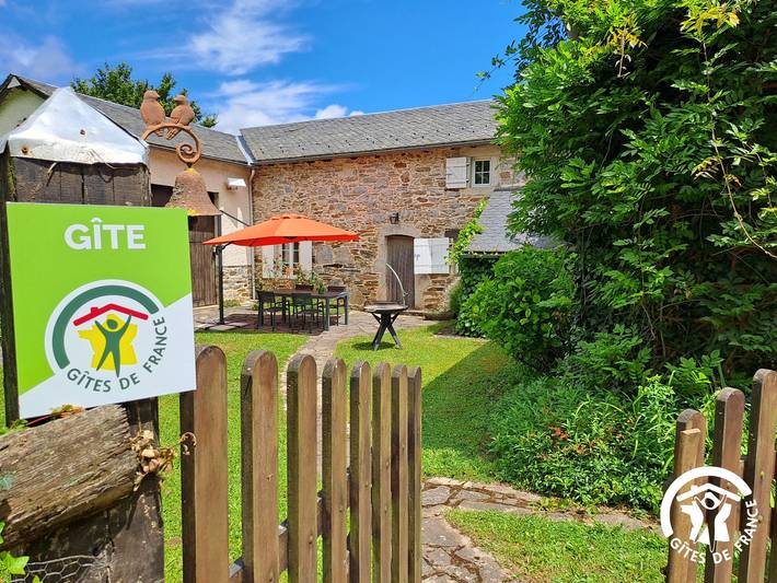Gîte pour 5 personnes, avec terrasse ainsi que piscine et jardin dans le Tarn - 2