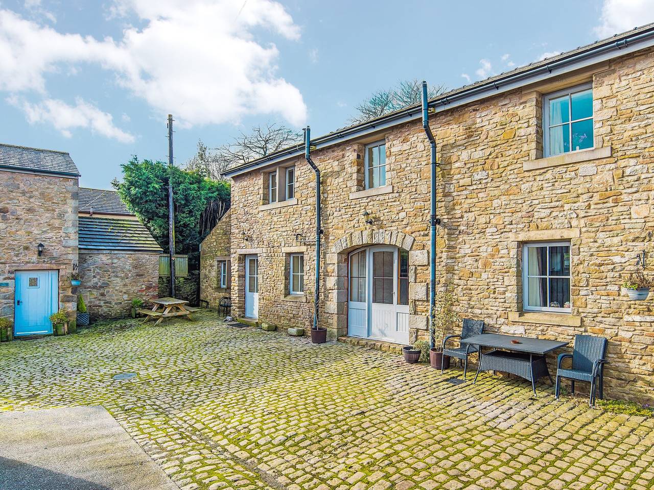 Log Cabin for 6 People in Forest of Bowland