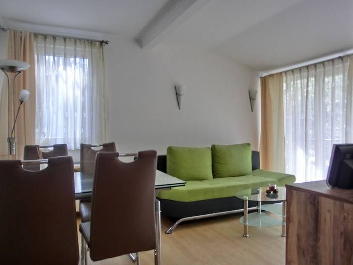 Bungalow für 4 Pers. mit 2 Schlafzimmern auf dem Gelände vom Zeltplatz in Graal-Müritz, Rostock und Umgebung