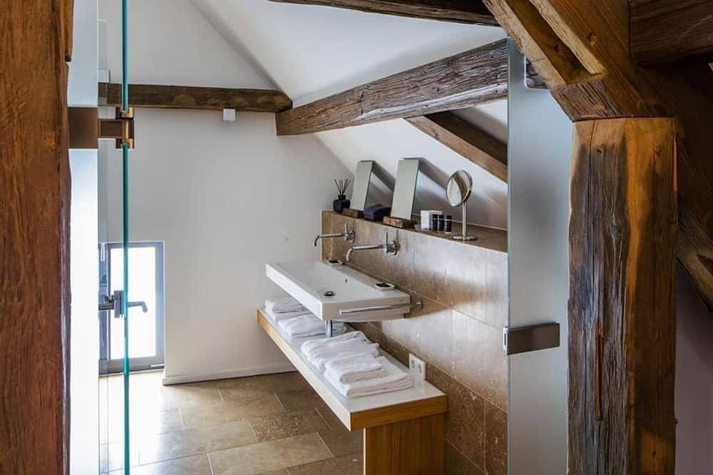 Ganze Wohnung, Ferienwohnung Studio - Loblocher Hof in Neustadt an der Weinstraße, Pfälzer Rheinebene