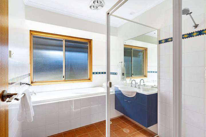 Holiday home for 17 people, with garden and terrace in Hunter Valley