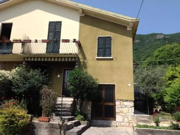 Villa per 6 persone, con giardino a Salò