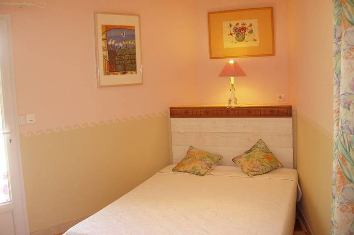 In the heart of the forest, a little paradise just a few minutes from Cannes in Frejus, Massif de l'Esterel