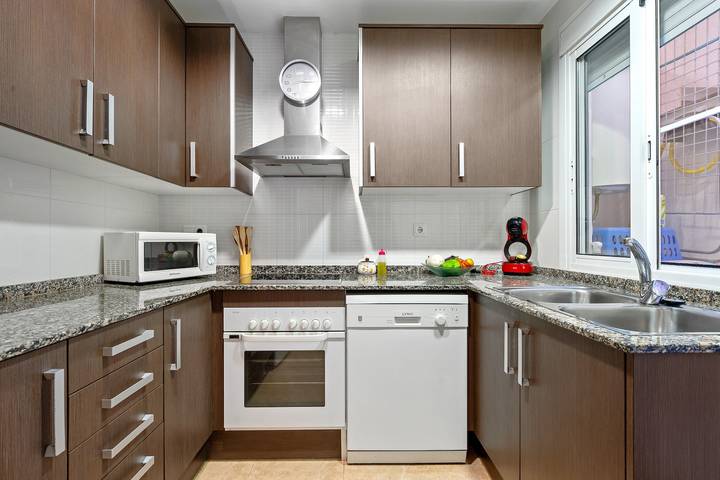 Ganze Wohnung, Ferienwohnung 'Ca La Mercè' mit Privatterrasse, Wlan und Klimaanlage in Camarles, Delta de l'Ebre
