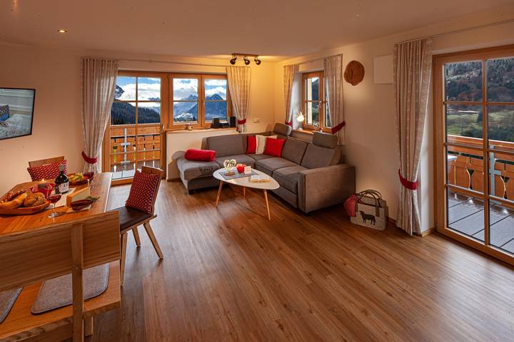 Ferienwohnung für 2 Personen, mit Ausblick und Balkon, kinderfreundlich - 1