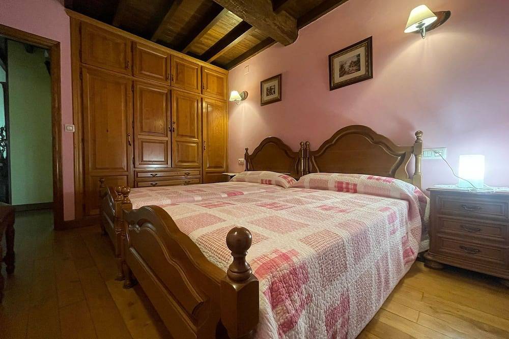Corrada, house for 5 people in Priede, Piloña in Sevares, Piloña