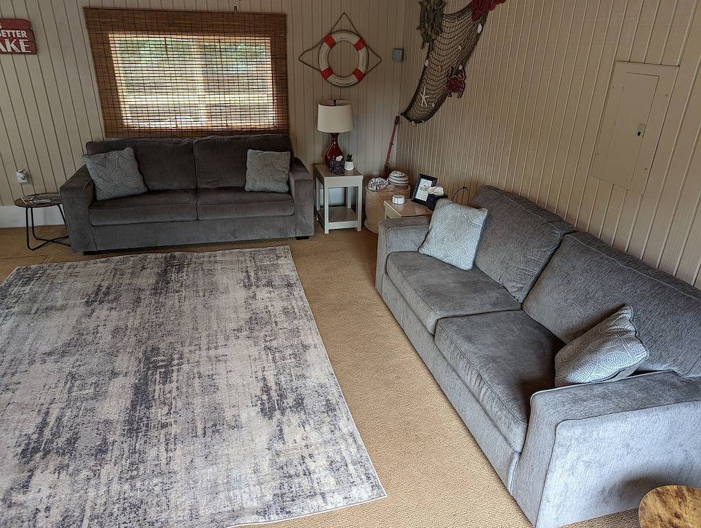 Barleans-Cozy Cabin Conveniently Located in Dickinson County