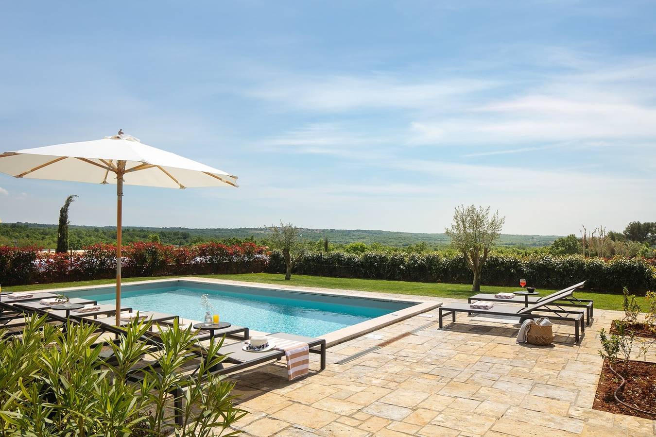 Rustikale Villa Cardamine mit Pool, haustierfreundlich, ruhige Gegend, Familien in Sveti Lovreč Pazenatički, Zentralistrien
