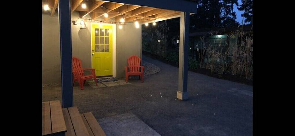 Die Suite bietet Ihnen den Komfort eines Zuhauses mit detaillierten warmen Details. in Tigard, Washington County (OR)