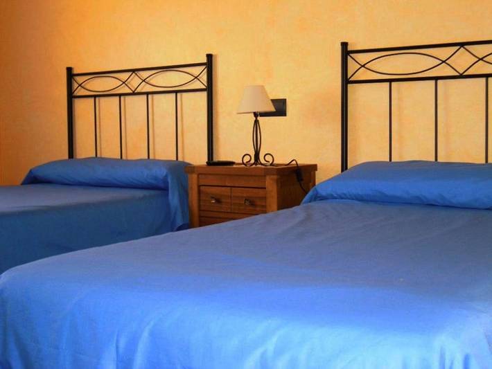 Casa rural para 10 personas, con vistas y piscina además de terraza y jardín en Campo de Montiel - 3