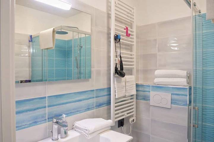 Appartamento intero, La Tana Di Fedro - Monolocale vicino al centro storico e al mare in Piper Beach, Grado