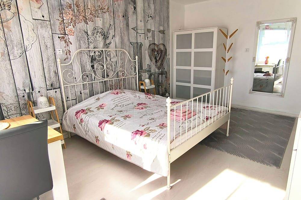 Ganze Wohnung, Vintage love apartment in Miskolc - A piece of love in Mischkolz, Borsod-Abaúj-Zemplén megye