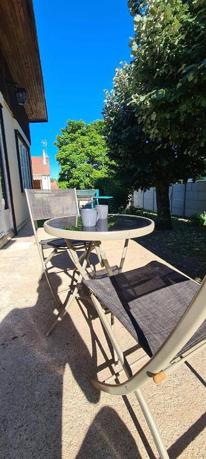 Location de vacances pour 6 personnes dans Circuit de Nevers Magny Cours - 2