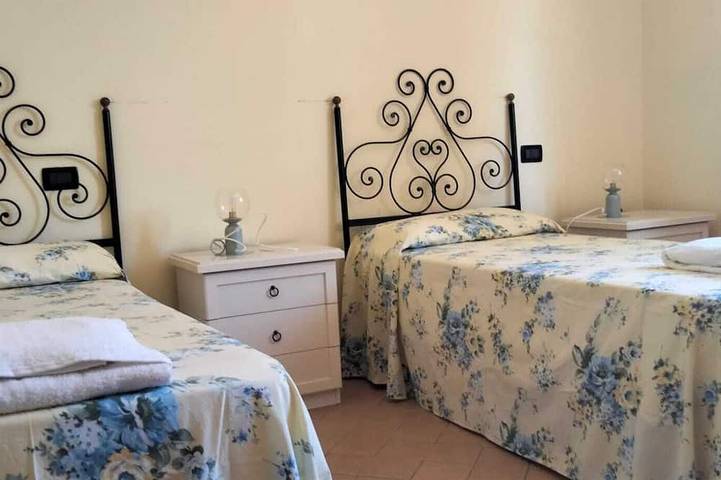 Location de vacances pour 5 personnes, avec jardin et terrasse dans Rodi Garganico - 2