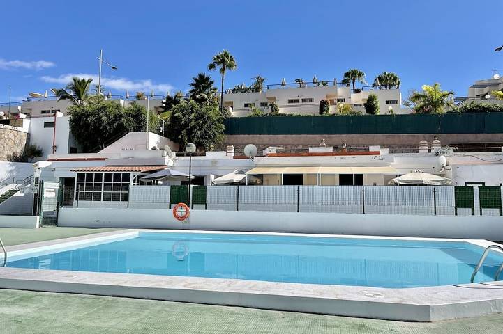 Appartamento per 4 persone, con giardino e piscina in Playa de Amadores