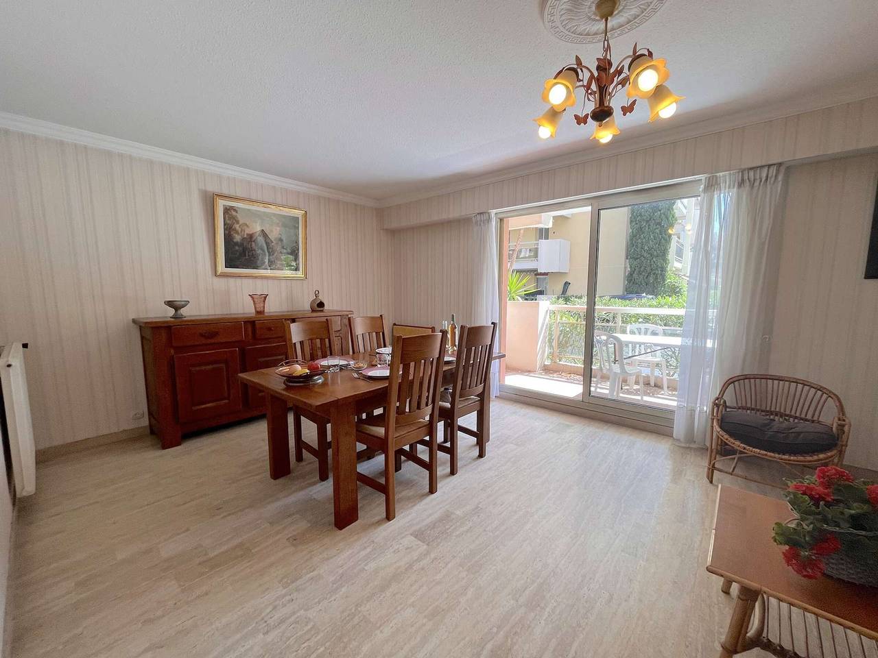 Appartement entier, Appt 3 pièces avec piscine proche centre ville, 4 couchages, Saint-Raphaël in Saint-Raphaël, Côte méditerranéenne (France)