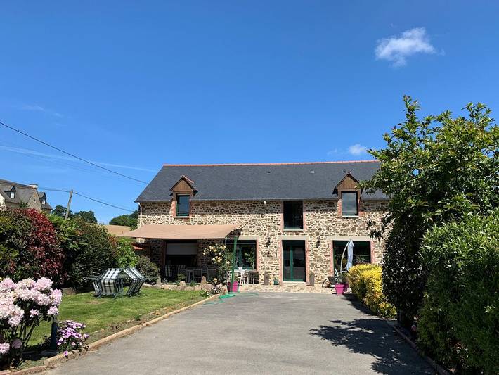 Chambre d’hôte pour 4 personnes, avec piscine et jardin
