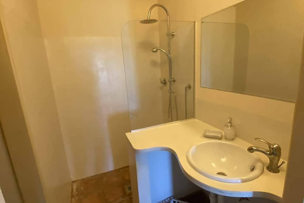 Appartement entier, Charmante maison dans la campagne du Monferrato Roero près des Langhe et Turin in Ferrere, Province d'Asti