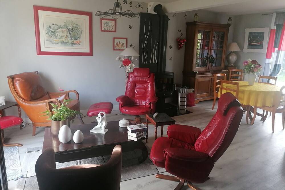 Huis in de buurt van zee en moeras Ambon Damgan in Ambon, Côte des Mégalithes