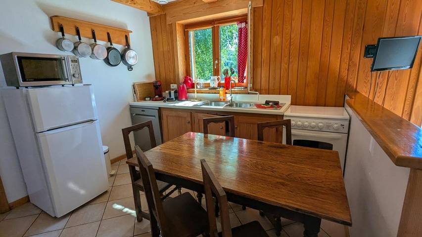 Gîte pour 5 personnes, avec jardin et vue à Laveline-du-Houx - 2