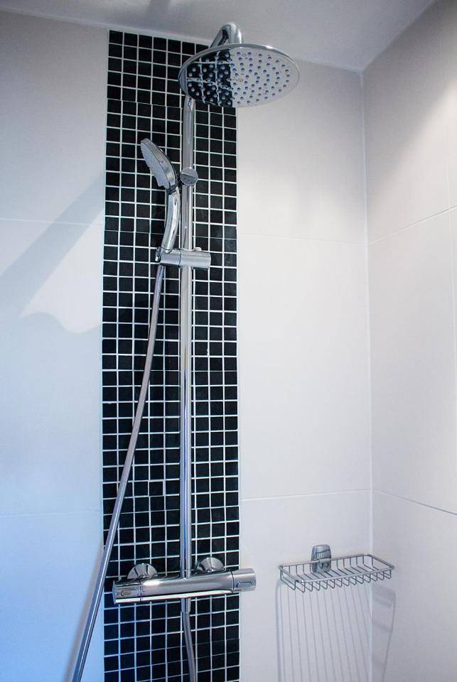 Maison d’hôte pour 4 personnes, avec jardin ainsi que piscine et vue à Colonzelle - 2