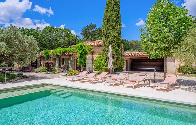 Location de vacances pour 6 personnes, avec terrasse et piscine à Lauris - 2