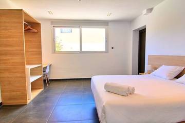 Villa for 16 People in Peñiscola, Costa del Azahar, Photo 3