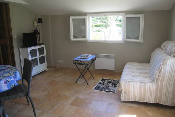 Location de vacances pour 4 personnes, avec piscine et jardin à Forcalquier - 3